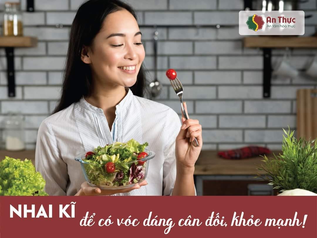 BẠN CHÍNH LÀ NHỮNG GÌ BẠN ĂN - VẬY TÔI CHỌN TƯƠI TẮN NHƯ HOA CỎ!